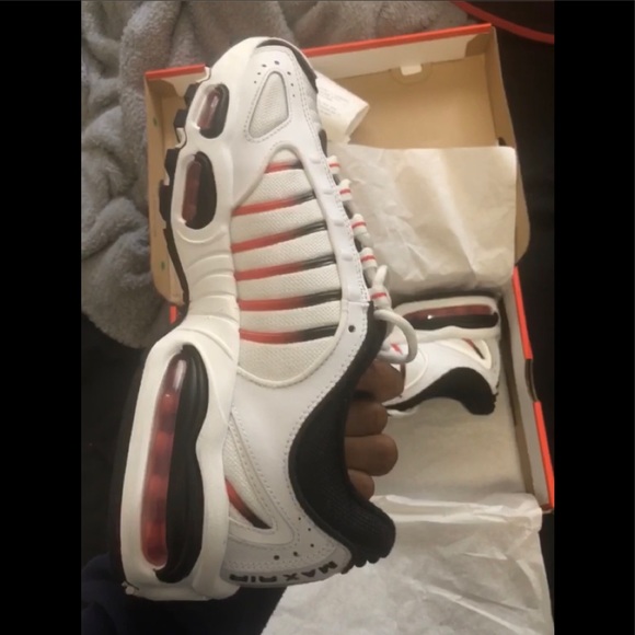Nike Air Max Tailwind 4